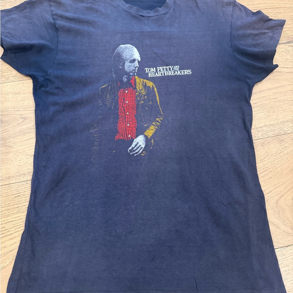 Navy vintage 1970s Tom Petty & the Heartbreakers t-shirt #rockmusic clothing